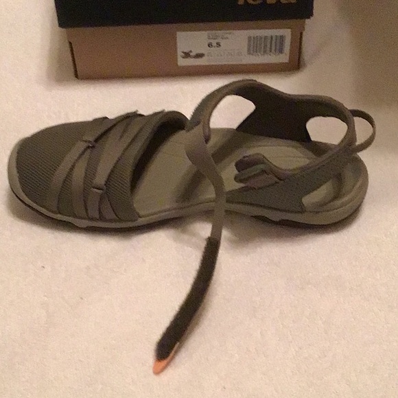 Women’s Teva Sandals - Picture 5 of 6